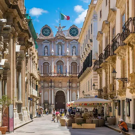 Historic Center L Rooftop Lounge Holiday home Trapani